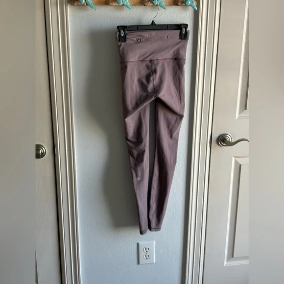 Lululemon Zoned In High-Rise Leggings - Picture 5 of 5